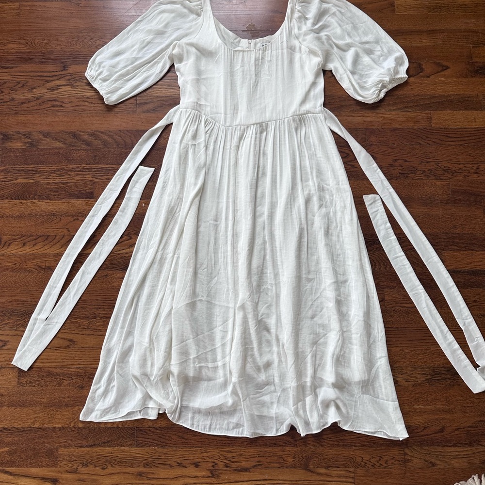 100% silk hand made white Puff Sleeve Midi Dress